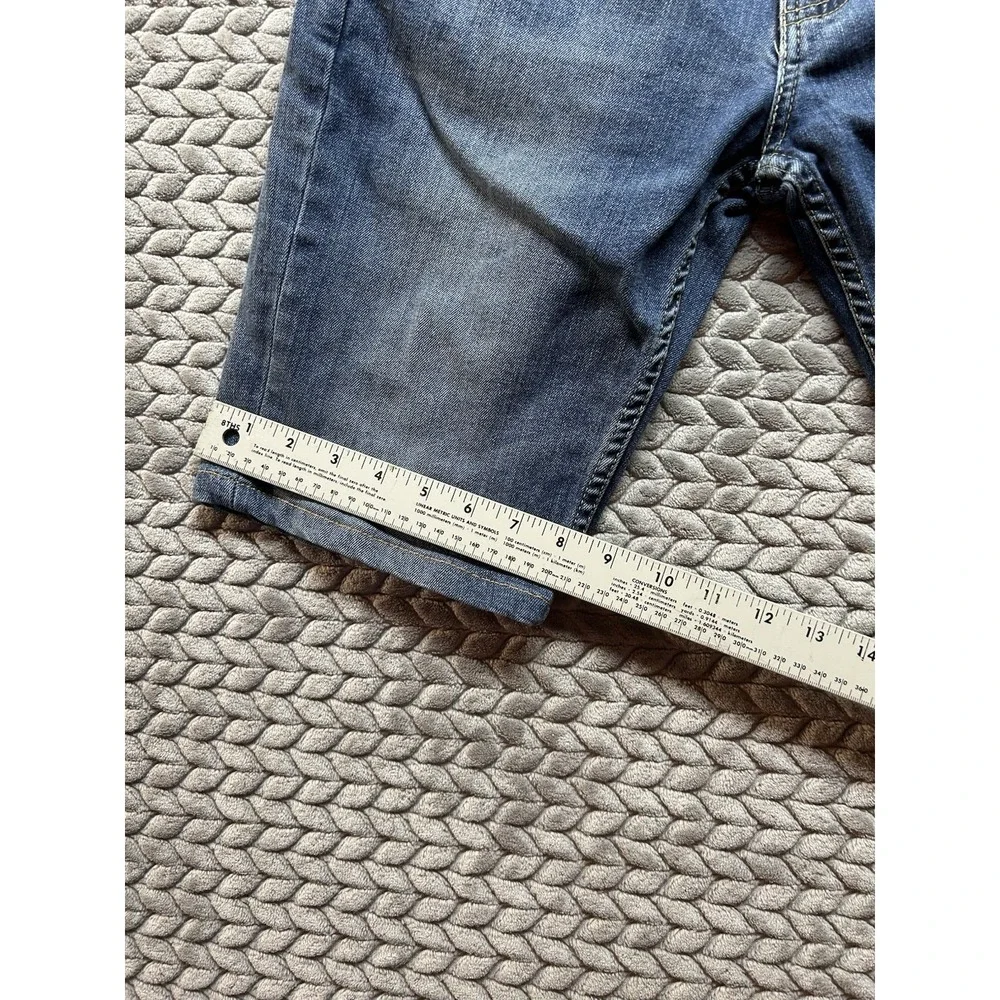 Levis pre owned